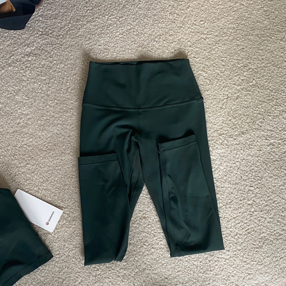 Lululemon align rainforest green set - Picture 8 of 10